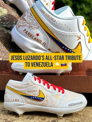 Image post by @stadiumcustomkicks on Instagram