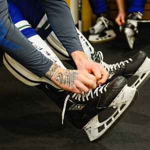 Image post by @uticacomets on Instagram