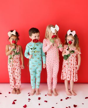 Image post by @poshpeanut on Instagram