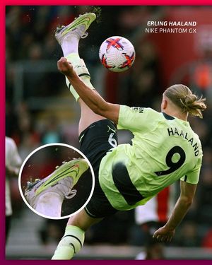 Image post by @soccerdotcom on Facebook