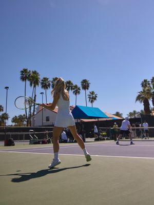 Image post by @tuesdayisfortennis on Instagram