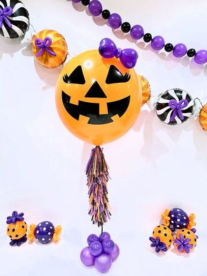 Image post by @balloons_by_victoria_dz on Instagram