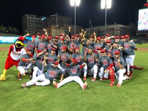 Image post by @memphisredbirds on Twitter