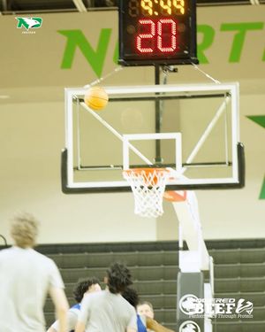 Image post by @undmbb on Instagram