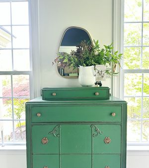 Image post by @katemckaydesigns on Instagram