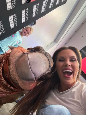 Image post by @themickiejames on Instagram
