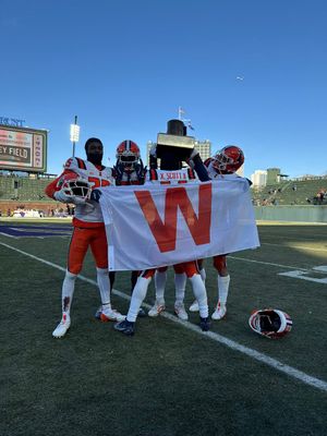 Image post by @CHGO_Sports on Twitter