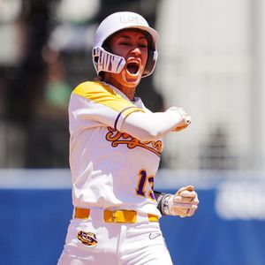 Image post by @lsusoftball on Instagram