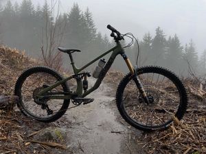 Image post by @bikerumor on Instagram