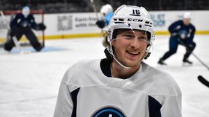 Image post by @mkeadmirals on Twitter