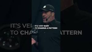 Video post by @tonyrobbinslive on YouTube