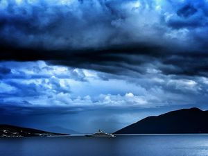 Image post by @arasdemiray on Instagram