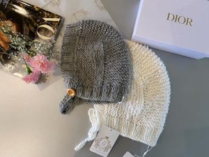 Image post by @elizabethshirleylondon on Instagram