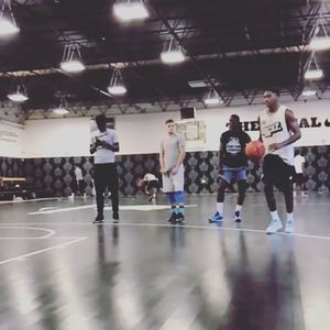 Image post by @iamtheroyalguard on Instagram