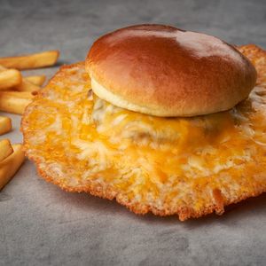 Image post by @friendlys on Instagram