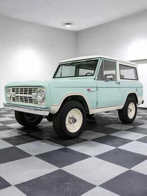 Image post by @barrett_jackson on Instagram