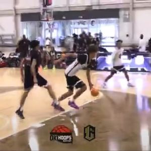 Video post by @NCAABuzzerBters on Twitter