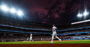 Image post by @losmets on Instagram
