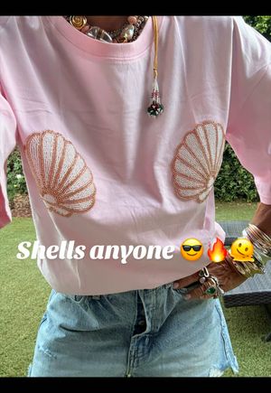 Video post by @shop.with.caroline on TikTok