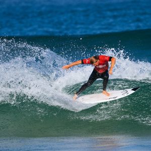 Image post by @wsl.qs on Instagram
