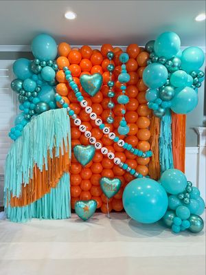 Image post by @balloons_by_victoria_dz on Instagram