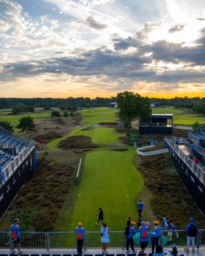 Image post by @pingtour on Instagram