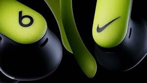 Video post by @beatsbydre on YouTube