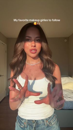 Video post by @anyaweitz on TikTok