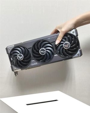 Image post by @asus on Instagram