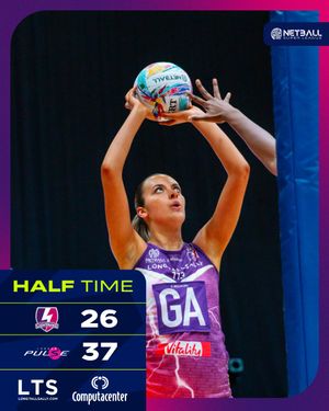 Image post by @LboroLightning on Twitter