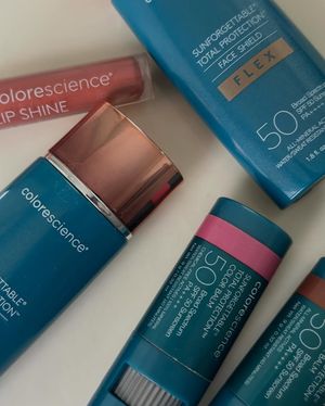 Image post by @colorescience on Instagram