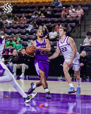 Image post by @gleaguesuns on Instagram