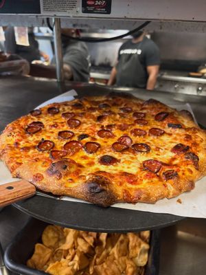 Image post by @wingnutzbarandgrill on Instagram