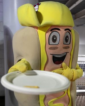 Image post by @clehotdogs on Instagram