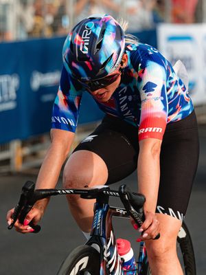 Image post by @wmncycling on Instagram