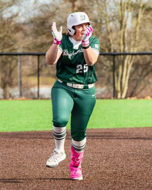 Image post by @binghamtonsoftball on Instagram