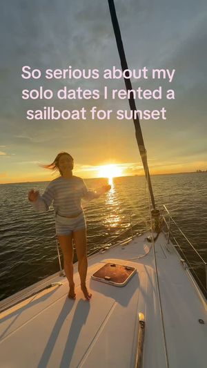 Video post by @juliaathomasss on Instagram