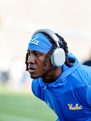 Image post by @uclafootball on Instagram