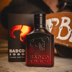 Image post by @hooeybrands on Instagram