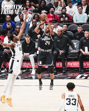 Image post by @SportingTrib on Twitter