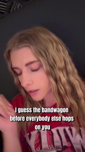 Video post by @notsocooljules on TikTok