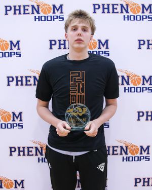 Image post by @phenom_hoops on Instagram