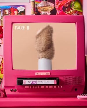 Image post by @benefitcosmetics on Instagram