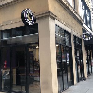 Image post by @insomniacookies on Instagram