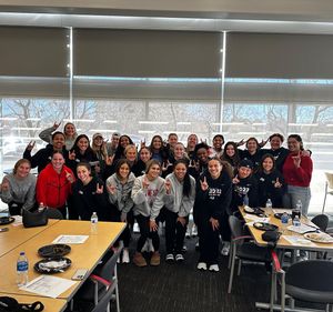 Image post by @unmlobowsoccer on Instagram