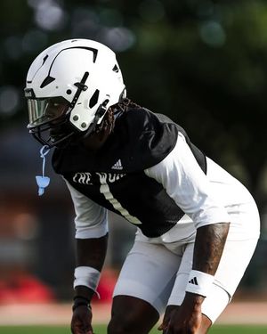 Image post by @uiw_football on Instagram
