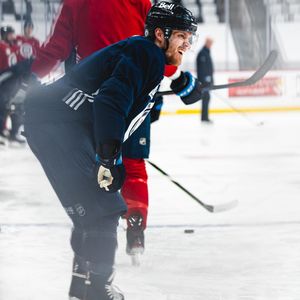 Image post by @nhljets on Instagram