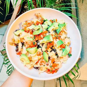 Image post by @goodeatswithamanda on Facebook