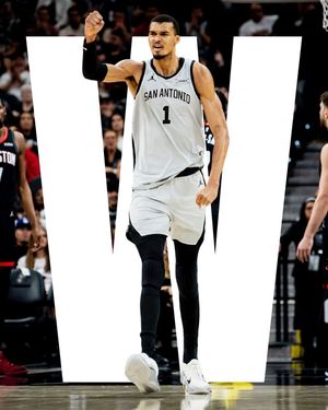 Image post by @spurs on Instagram