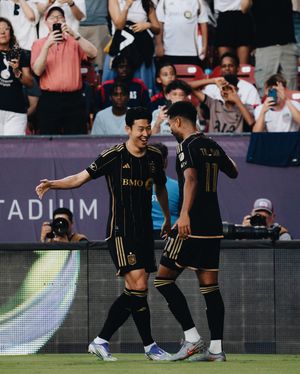 Image post by @hm_son7 on Instagram